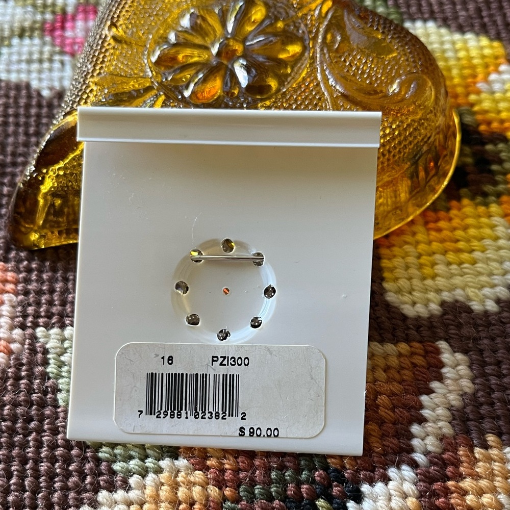 Lord & Taylor Silver Cubic Zirconia Sunburst Brooch - Picture 3 of 4